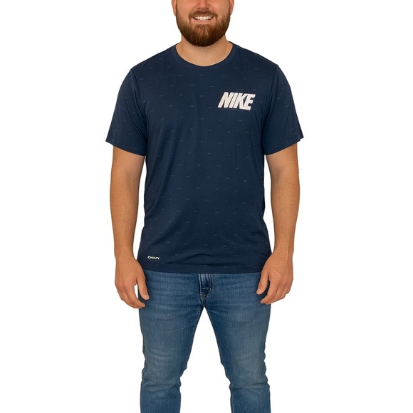Nike Dri-Fit Size Medium Navy Blue T-Shirt - Picture 1 of 7